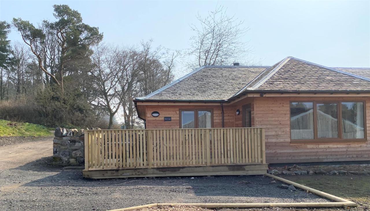 Partridge Lodge With Hot Tub Forgandenny ภายนอก รูปภาพ