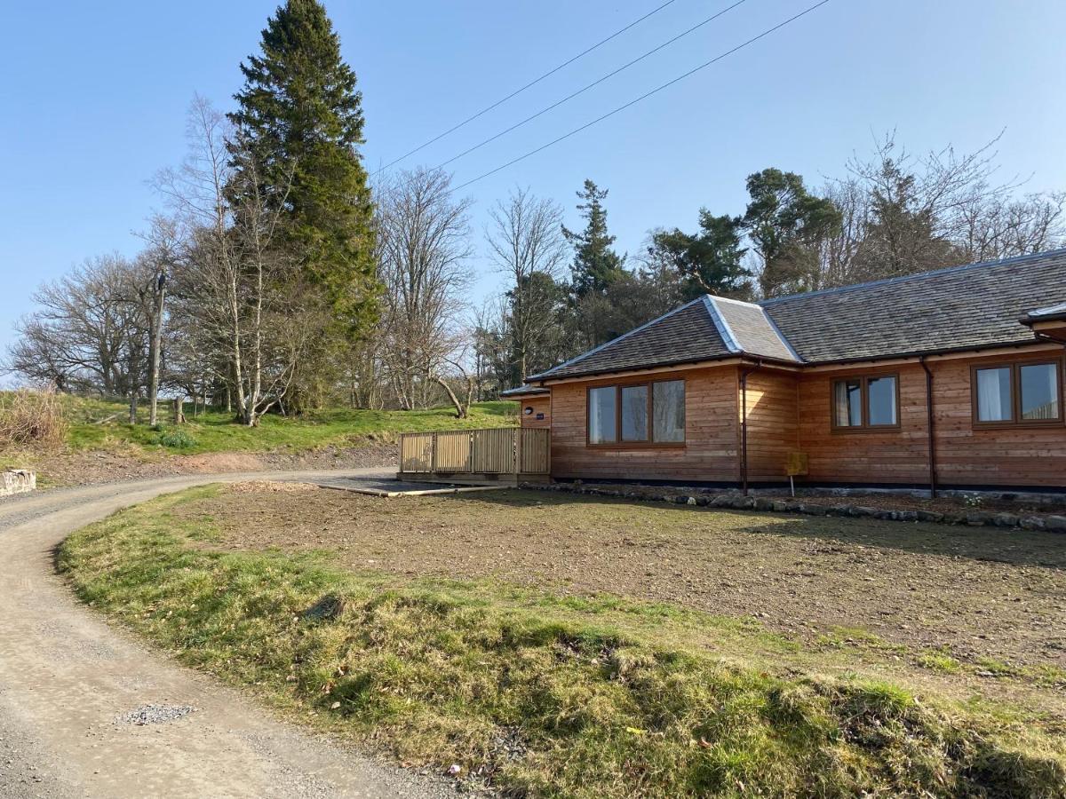 Partridge Lodge With Hot Tub Forgandenny ภายนอก รูปภาพ