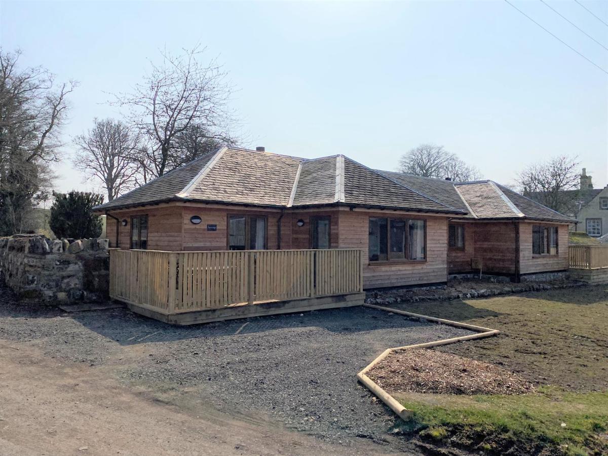 Partridge Lodge With Hot Tub Forgandenny ภายนอก รูปภาพ